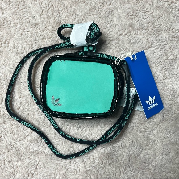 Adidas Pouch Bag Unisex Sports Travel Casual Reversible Pouch Black - Picture 3 of 7